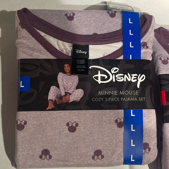 NWT Disney’s Minnie mouse cozy, two-piece pajama set - Picture 1 of 4